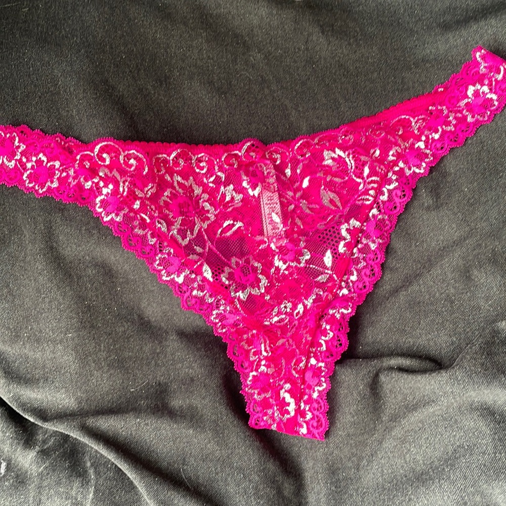 💕3 dor $15💕 Victoria’s Secret Dream Angels thong XXL